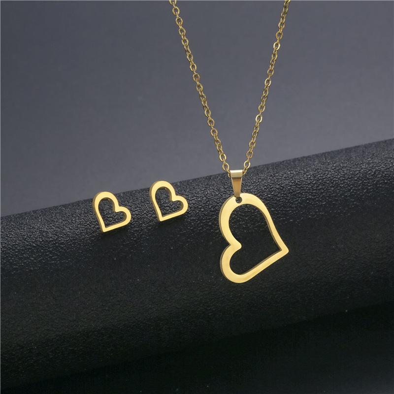 Stainless Steel Heart-shaped Necklace Set