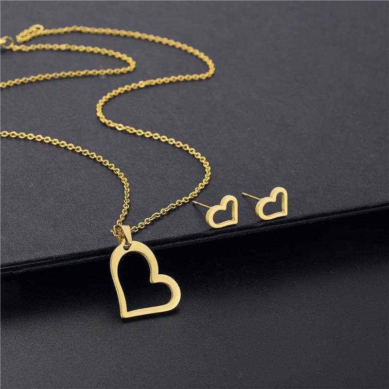 Stainless Steel Heart-shaped Necklace Set